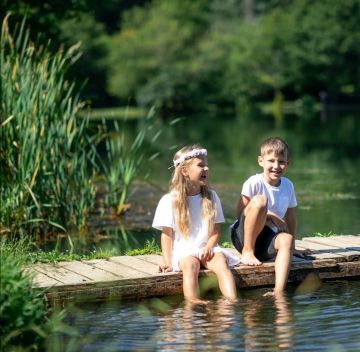 Sovata Vacanta In Familie Ce Vizitam Unde Ne Cazam Cele Mai Bune Hoteluri De Langa Lacul Ursu